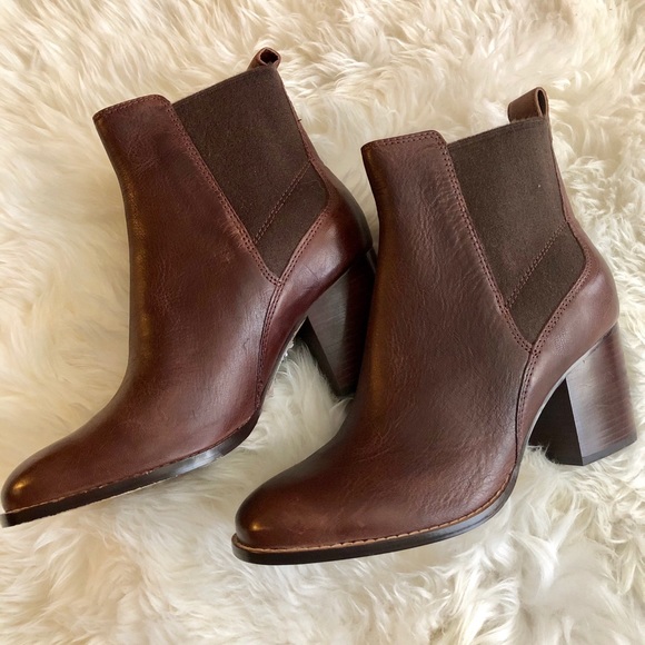 Clarks Shoes - Clarks Boots Sz 10 Orthea Ruby Dark Tan Leather